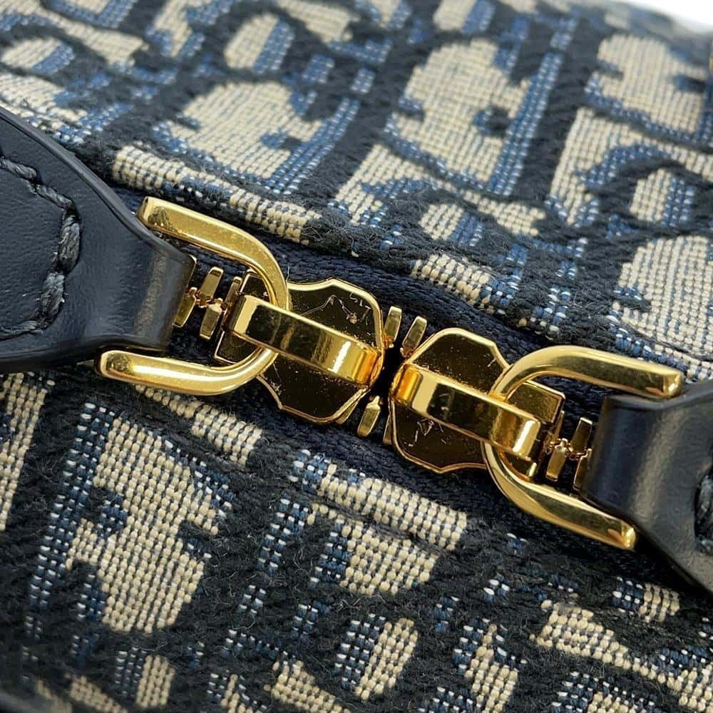 Christian Dior Groove Handbag Shoulder Bag - Picture 9 of 11
